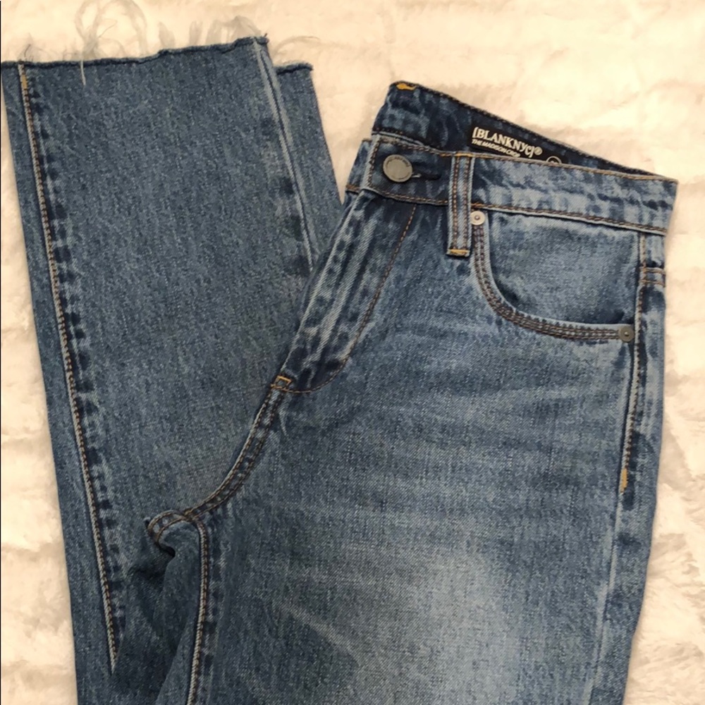 BlankNYC blue jeans - Picture 6 of 6